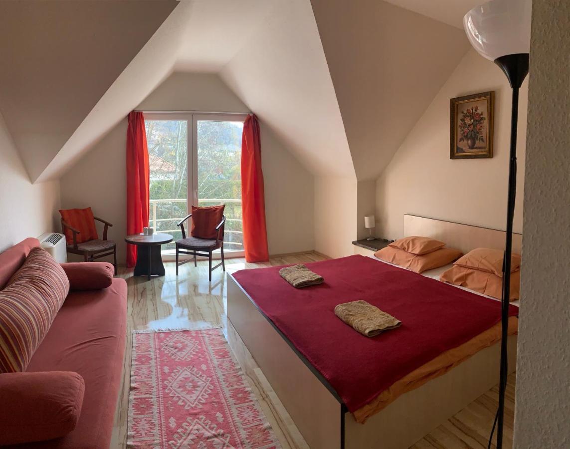 Tuenderszikla Panzio Bed and Breakfast Pilisjaszfalu Eksteriør billede